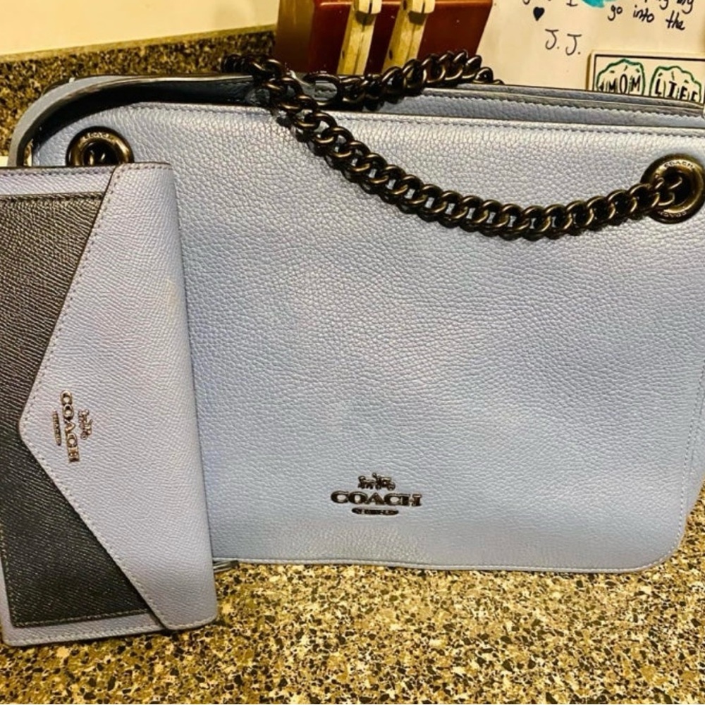 Coach convertible Bryant with matching wallet
